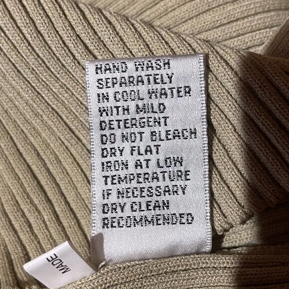 Hannah Jones New York 60'S Cropped Green Knit Top with Wood Accents - Picture 10 of 10